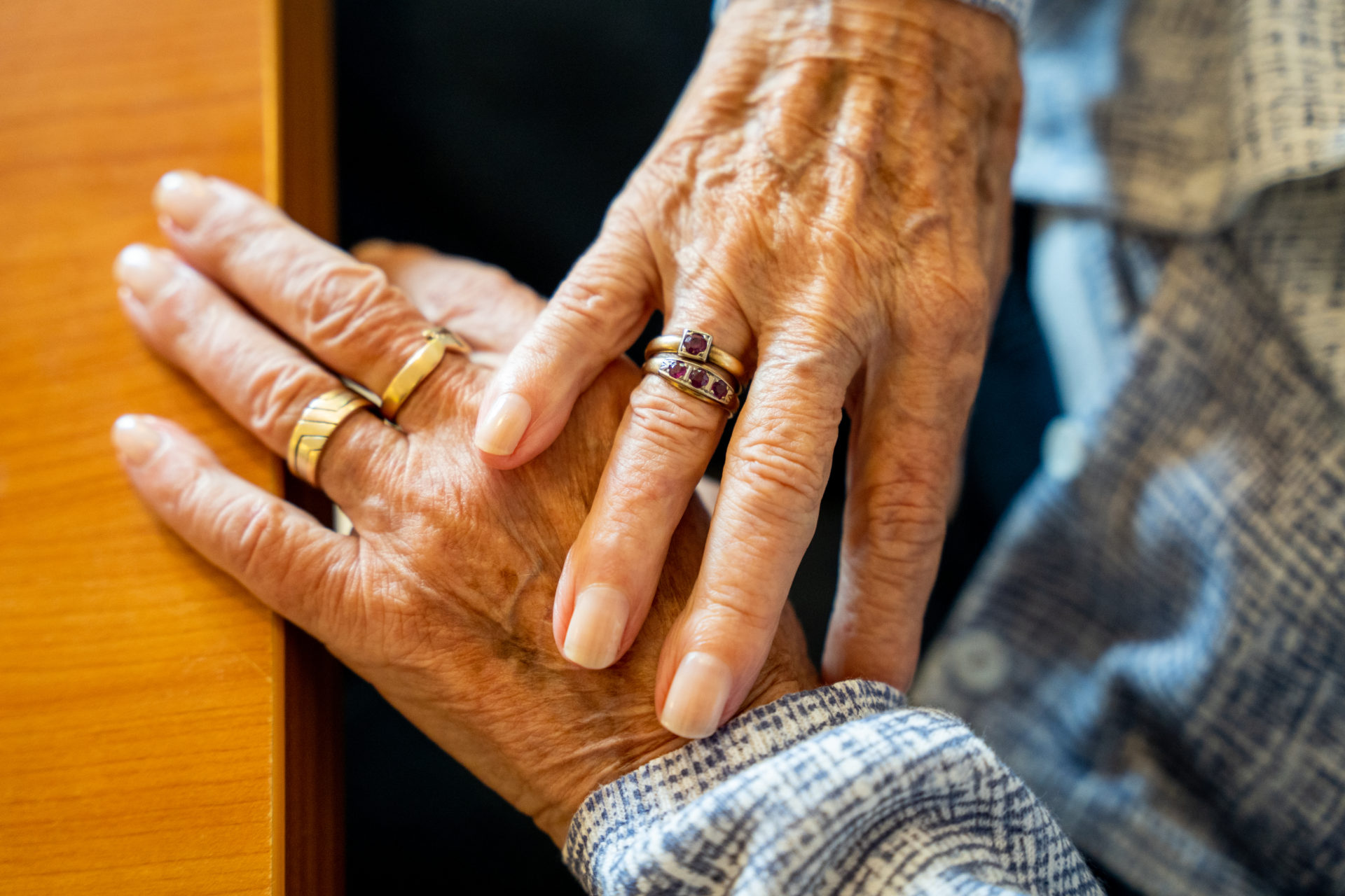 Auch bei einem kurzen Aufenthalt in unserem Seniorenzentrum in Ludwigshafen setzt unser Pflegedienst alles daran, dass Sie sich wie zu Hause fühlen.