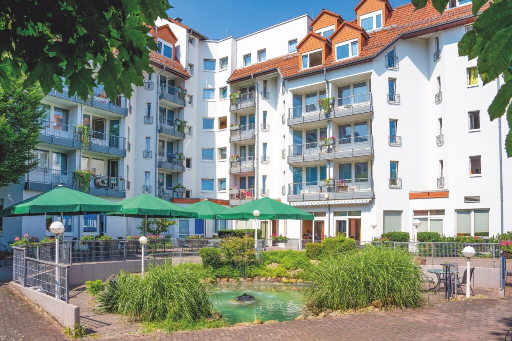 Pflegekraft im DSK Seniorenzentrum Ludwigshafen