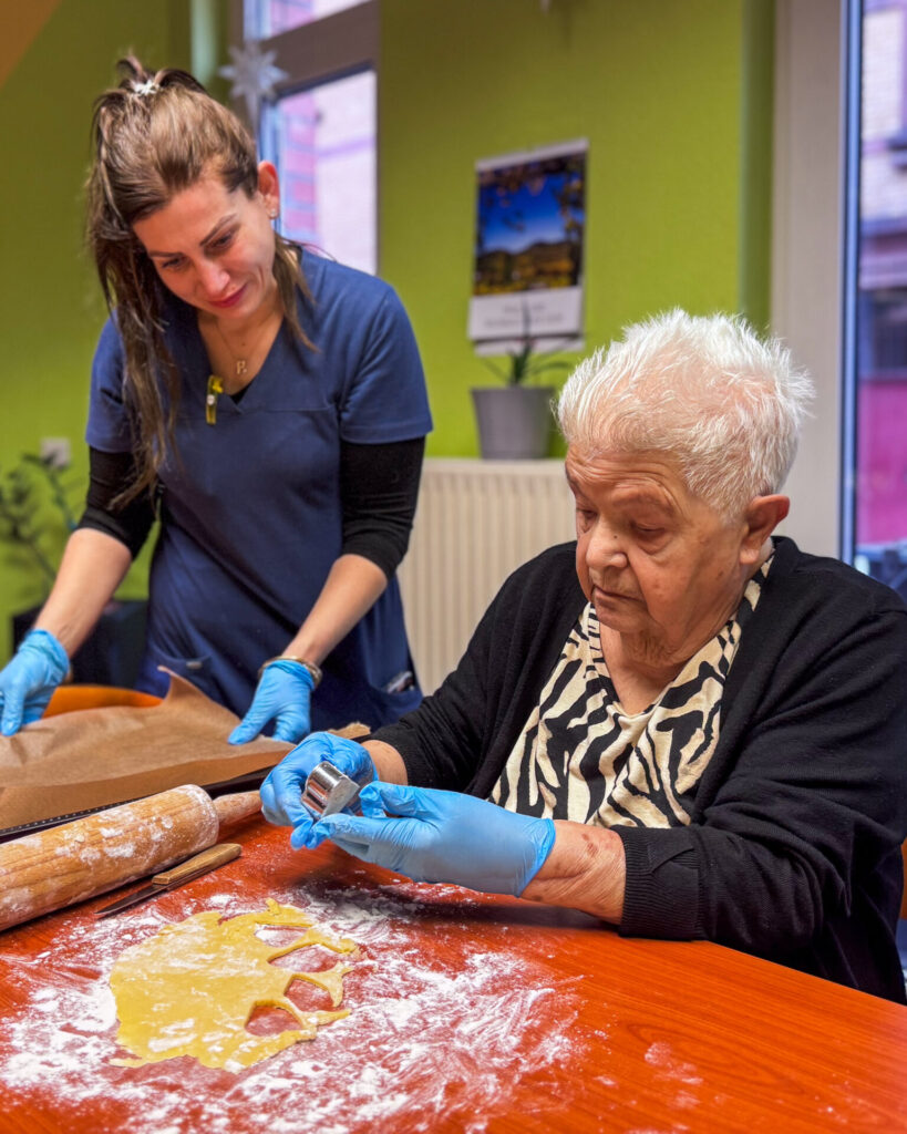 Plätzchen backen | DSK Seniorenzentrum Ludwigshafen